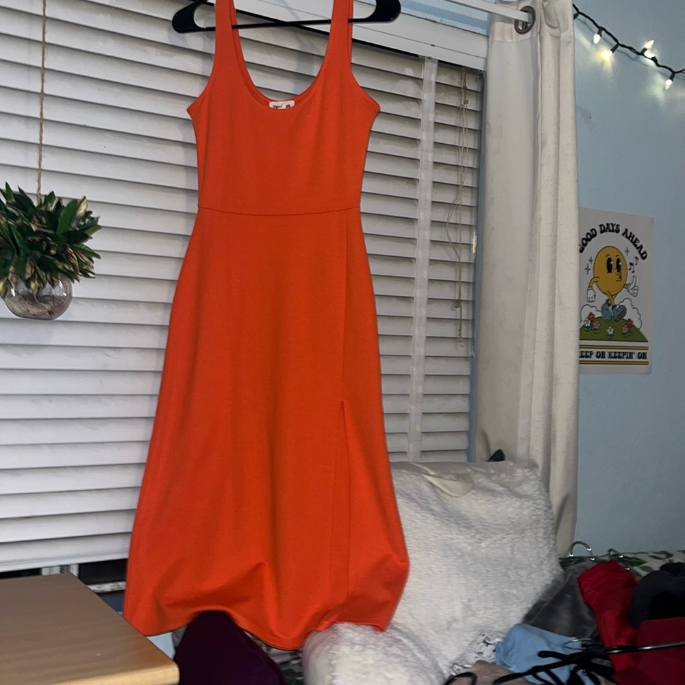 NORDSTROM/OPEN EDIT scoop neck fitted orange midi dress with side slit